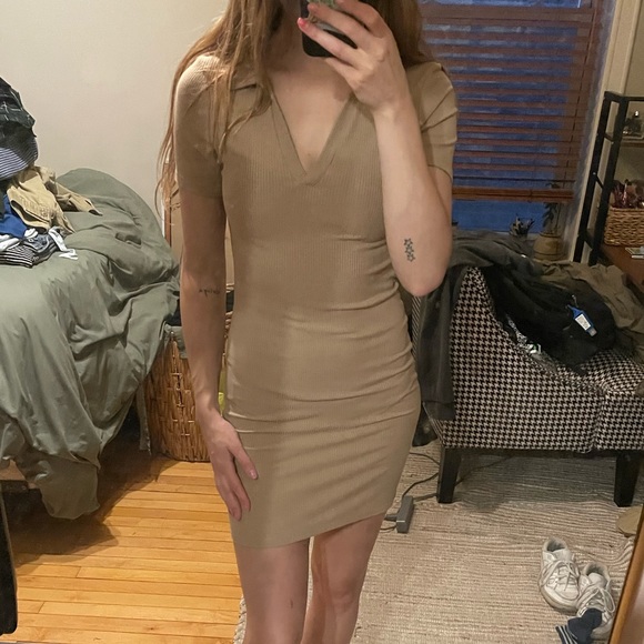 Stradivarius Dress - Picture 2 of 3